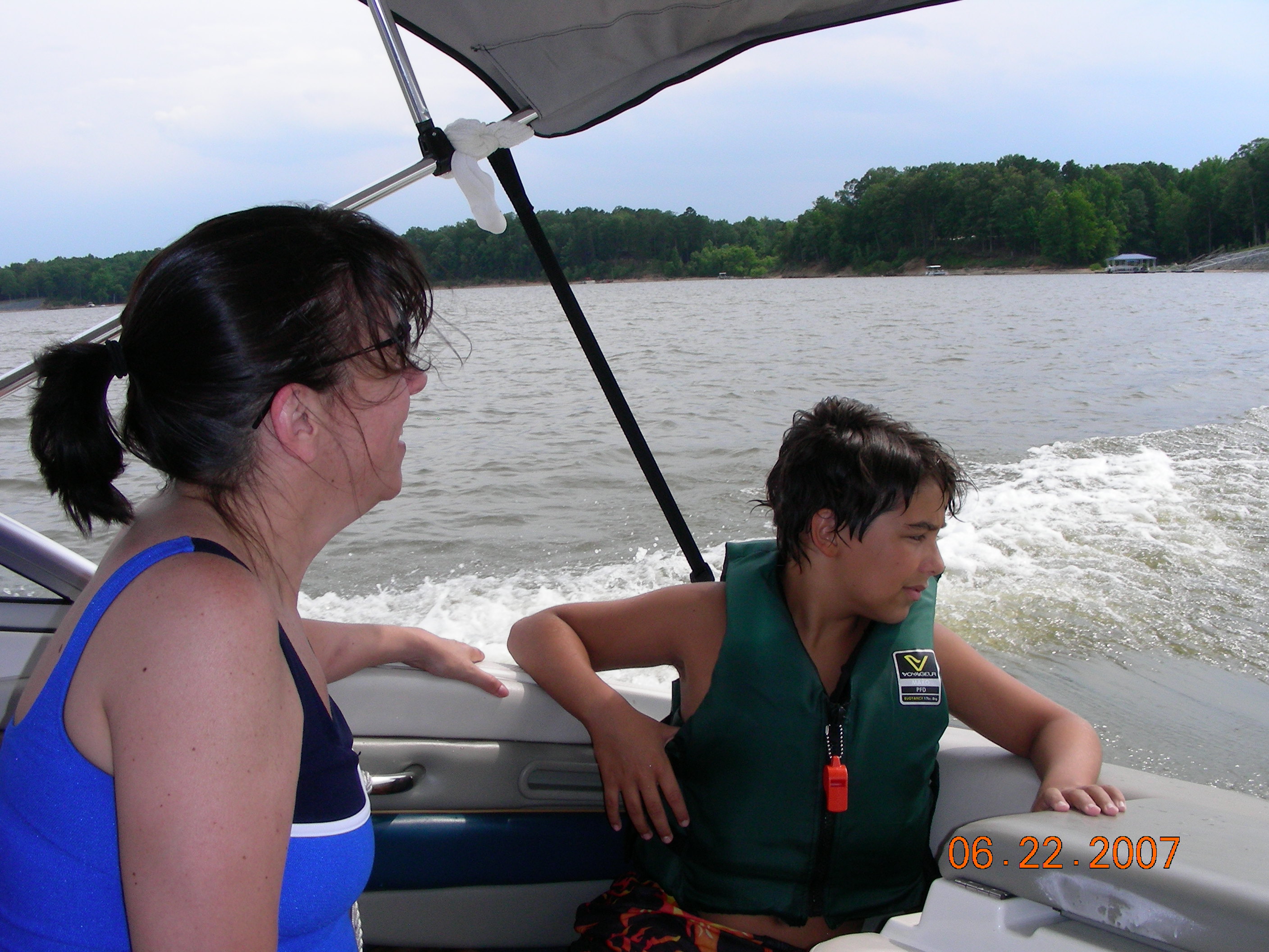 ./2007/Kerr Lake Eagles Nest/June22/DSCN1458.JPG